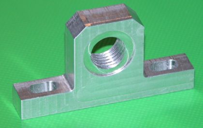 Usinage d'un système de fixation en aluminium